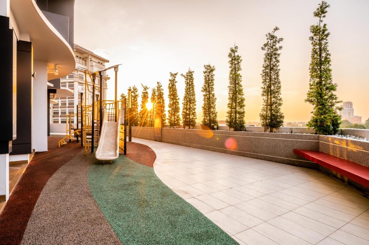 Troika Kota Bharu Penthouse Homestay Dual Key Luaran gambar
