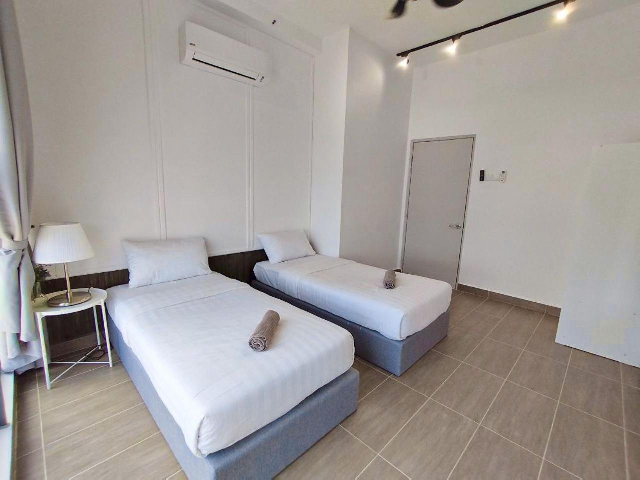 Troika Kota Bharu Penthouse Homestay Dual Key Luaran gambar